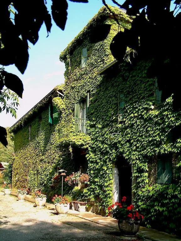 Casanuova Villa Tizzano Val Parma