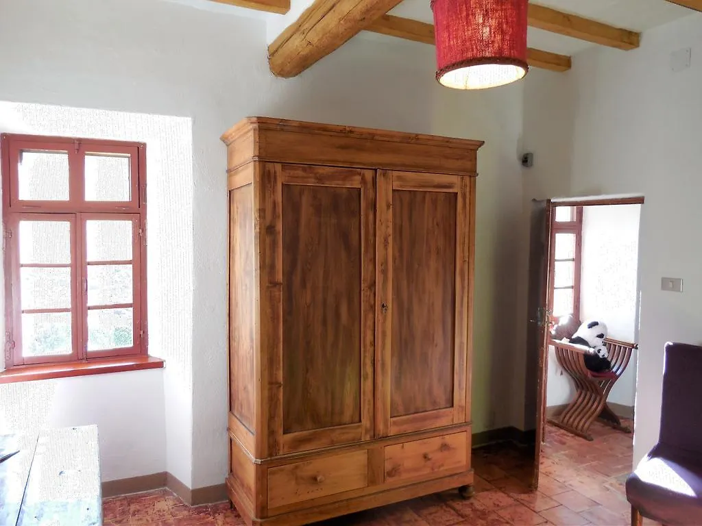 Farm stay Casanuova Villa Tizzano Val Parma
